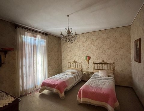 image00015