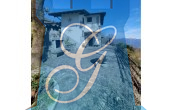 8b